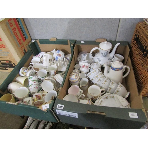Lot 390       