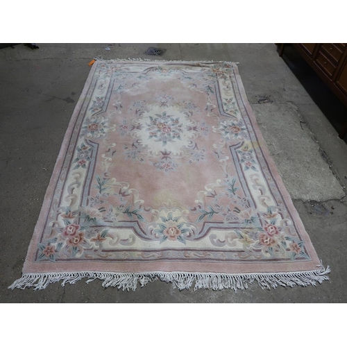 697 - LARGE RUG