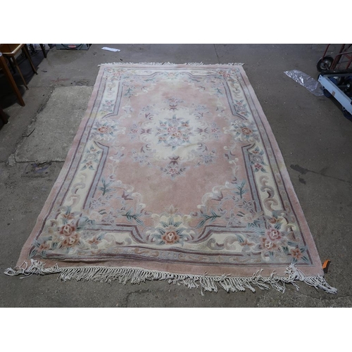 697 - LARGE RUG