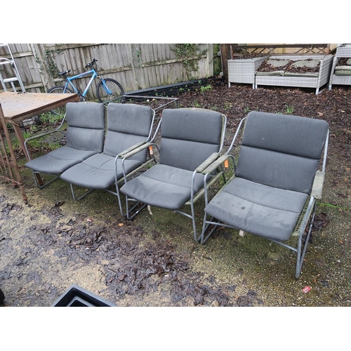 950 - GARDEN CHAIRS