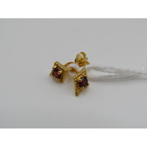 1610 - SILVER GILT GARNET EARRINGS