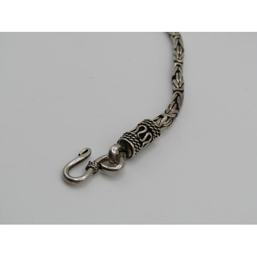 1627 - SILVER ORNATE NECKLACE