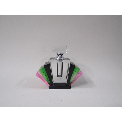 1786 - MODERN GLASS FAN SCENT BOTTLE