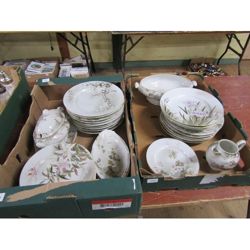 1823 - LATE 19C/EARLY 20C JAPANESE PART DINNER SERVICE