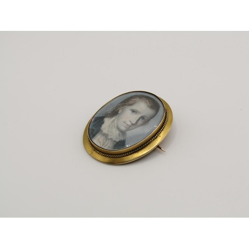1544 - GOLD MOUNTED PORTRAIT MINIATURE BROOCH WITH HAIR WOVEN LOCKET