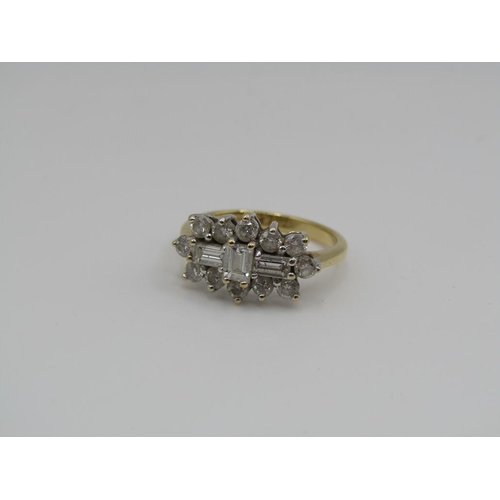 1568 - 18CT GOLD DIAMOND CLUSTER RING