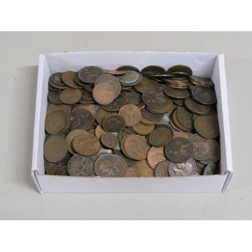 1685 - BOX OF MIXED COPPER COINS