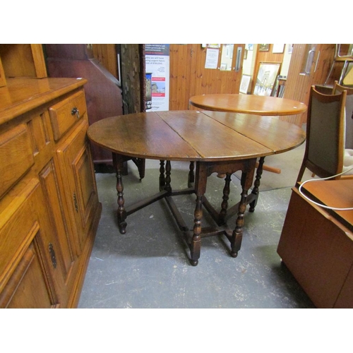 1872 - 18c STYLE OAK GATELEG TABLE 110cms