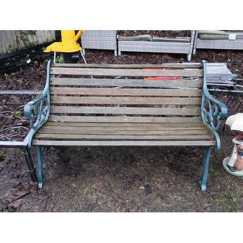 958 - GARDEN BENCH