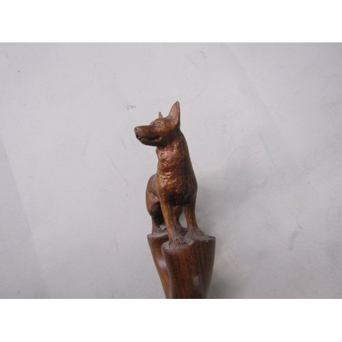1392 - STANDING GERMAN SHEPHERD MOUND WALKING STICK