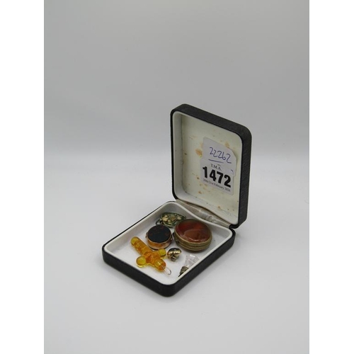 1472 - ANTIQUE AND OTHER PENDANTS TO INC. GOLD MOUNTED BLOODSTONE, GOLD TURQUOISE HEART ETC.
