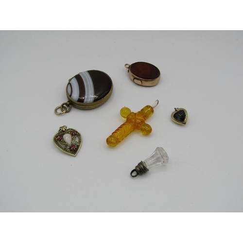 1472 - ANTIQUE AND OTHER PENDANTS TO INC. GOLD MOUNTED BLOODSTONE, GOLD TURQUOISE HEART ETC.
