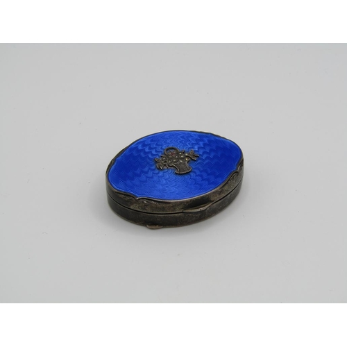 1452 - ENGINE TURNED SILVER AND BLUE ENAMEL COMPACT