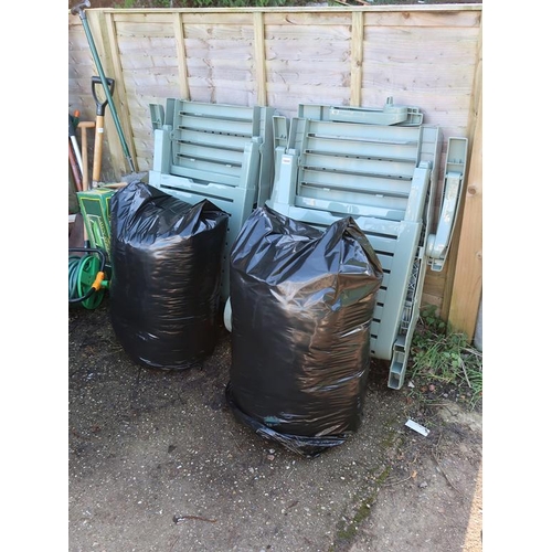 1044 - SUN LOUNGERS WITH CUSHIONS