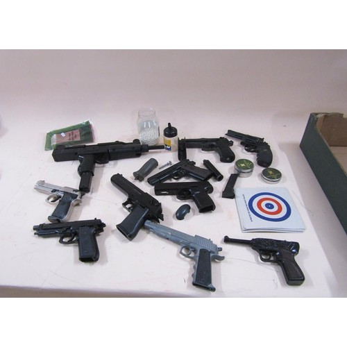 1322 - COLL. OF BB REPLICA PISTOLS