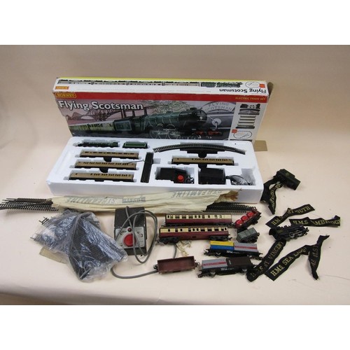 1325 - HORNBY BOXED THE FLYING SCOTSMAN OO GAUGE SET, TRACK CARRIAGES ETC