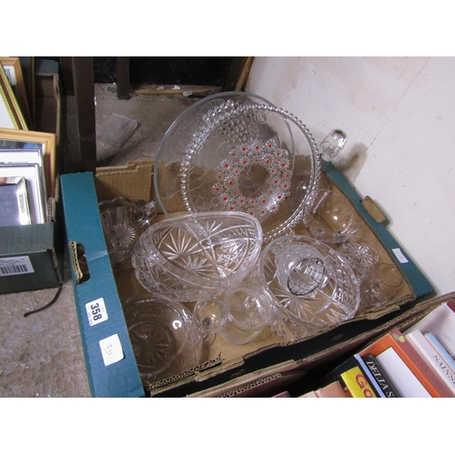 358 - BOX OF MIXED GLASSWARE