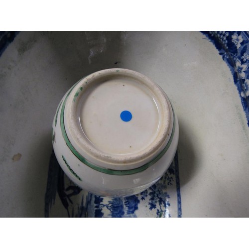 303 - BOX OF CERAMICS TO INCL B&W TUREEN, ORIENTAL ETC