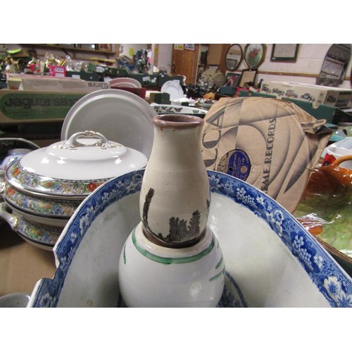 303 - BOX OF CERAMICS TO INCL B&W TUREEN, ORIENTAL ETC