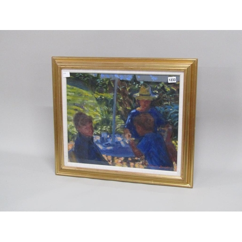 Lot 1233      
