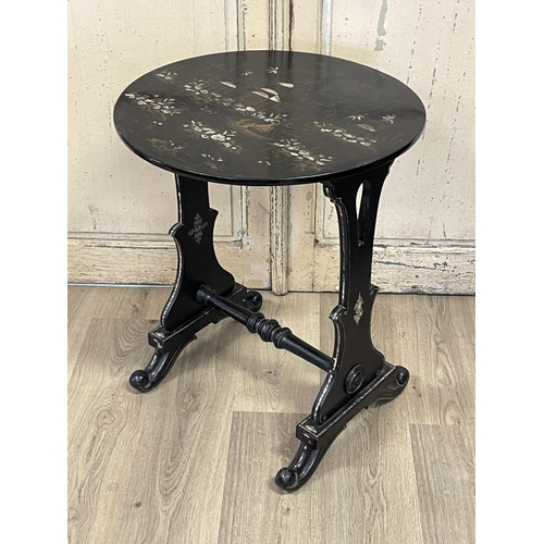 1077 - Antique Victorian papier Mache black lacquer side table with mother of pearl Chinoiserie inlay, appr... 