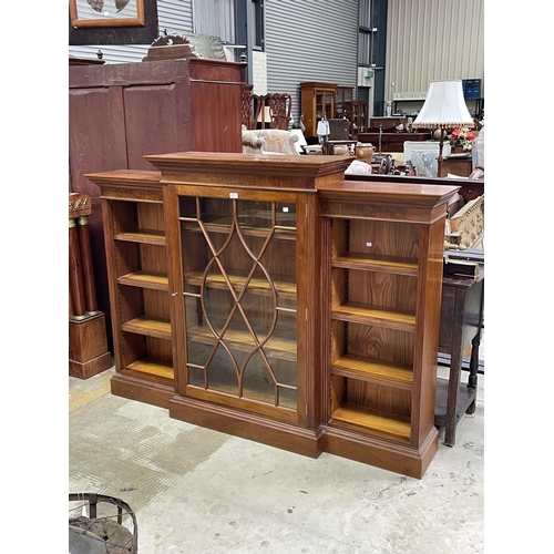 1137 - Georgian style breakfront floor bookcase, glazed central section, flanked by open ends, approx 132cm... 