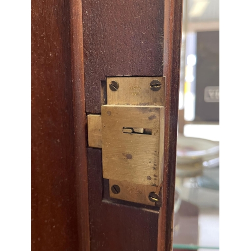 1075 - Good Antique English Georgian mahogany press on chest, recessed flambé mahogany two door top over a ... 
