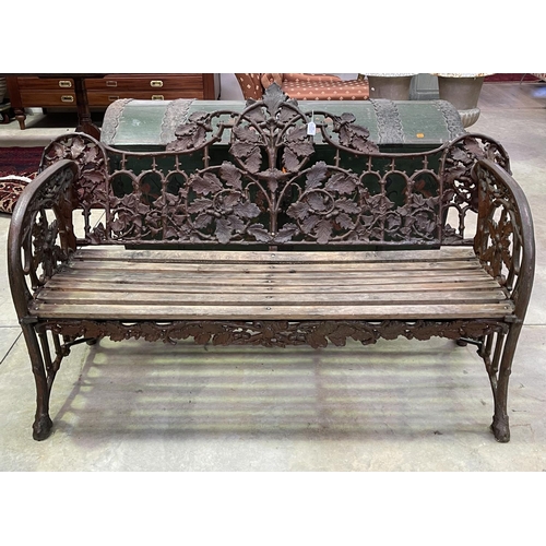 1120 - Coalbrookdale style cast iron oak leaf pattern garden bench, approx 168cm W