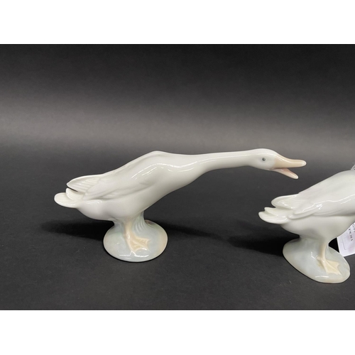 11 - Three Lladro porcelain geese, approx 12cm and smaller (3)