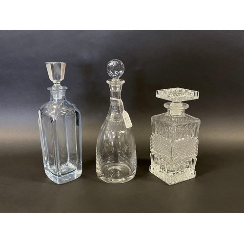 1166 - William Yeoward mallet shaped Regency style decanter, along with a Stromberg of Sweden square taperi... 