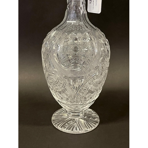 1204 - Fine heavy cut crystal decanter, approx 36 cm high