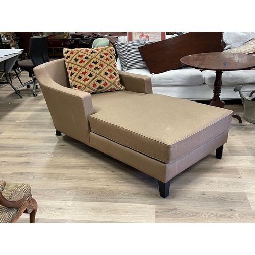 1212 - Modern custom made day lounge, along with loose cushion, approx 180cm L