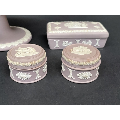 134 - Wedgwood mauve jasper ware, trinkets, vase and comport, approx 9cm H and smaller (5)