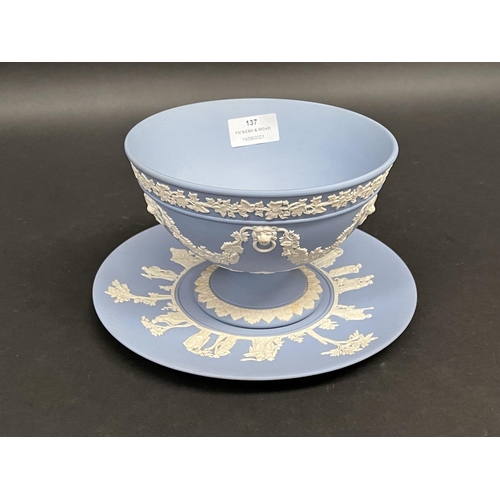 137 - Wedgwood blue jasper ware comport and plate, approx 12.5cm H (2)