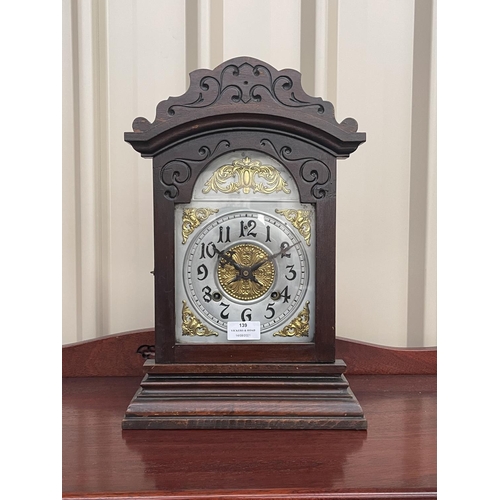 139 - Antique Ansonia eight day shelf clock, with pendulum, approx 38cm x 23cm