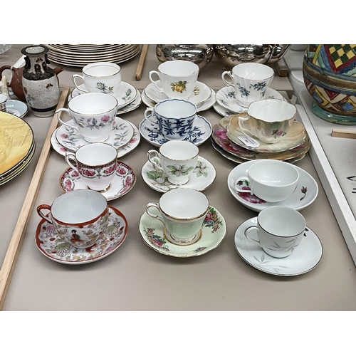 155 - Assortment of antique and vintage cups and saucers some with plates to include Meissen