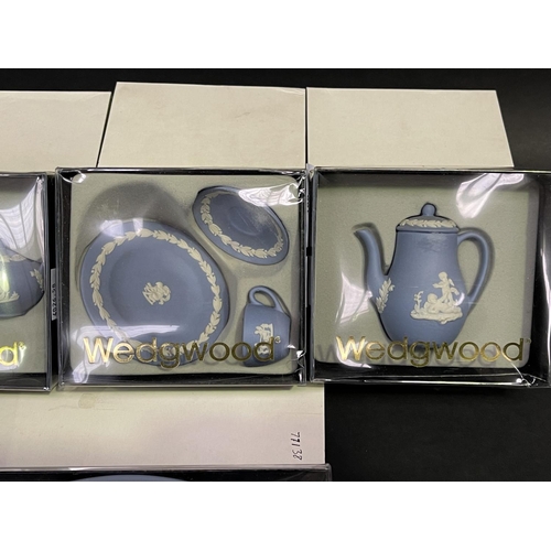 188 - Wedgwood miniatures, tray teapot, sugar, creamer, cup, saucer, plate, coffee tankard, approx 16.5cm ... 