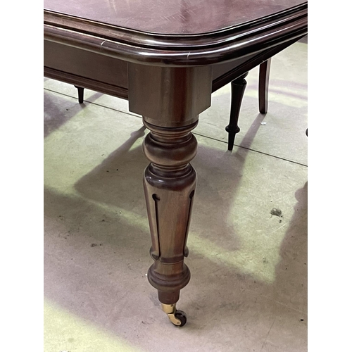 236 - Antique style William IV mahogany table with two extension  leaves, approx 76cm H x 185cm W x 123cm ... 