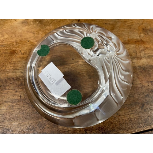 1222 - Lalique lion mask  bowl / ashtray, frosted and clear crystal, approx 14.5cm Dia