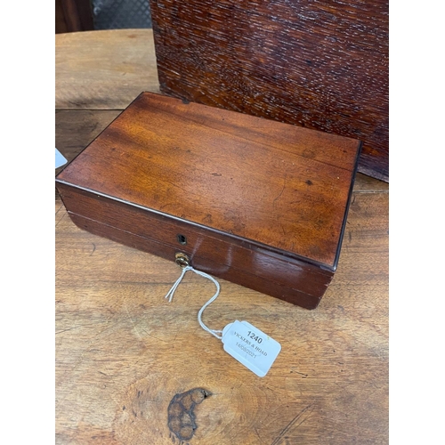 1240 - Rare antique George III mahogany artist's box, hinged cover enclosing a lift-out tray with compartme... 