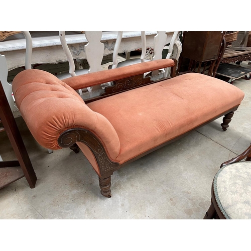 500 - Antique Edwardian chaise lounge, approx 160cm L