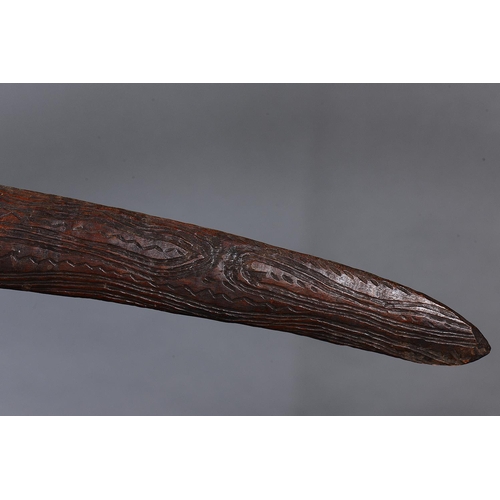 1031 - EARLY ENGRAVED BOOMERANG, WESTERN NEW SOUTH WALES / SOUTHERN QUEENSLAND, Carved and engraved hardwoo... 
