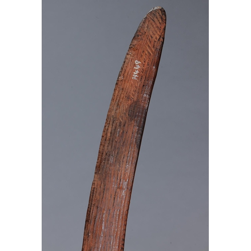 1072 - LARGE FIGHTING BOOMERANG CLUB, LAKE EYRE REGION, SOUTH AUSTRALIA, Carved and engraved hardwood and n... 