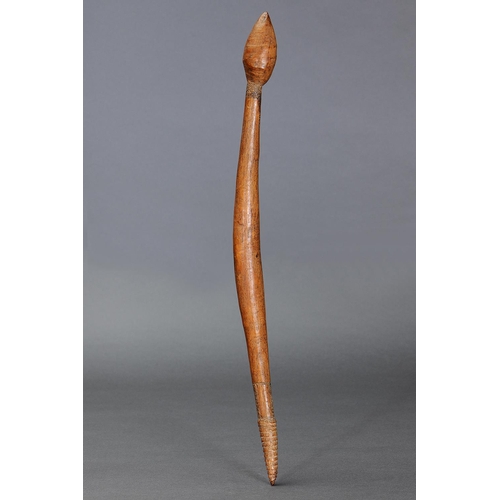 1081 - FINE EARLY THROWING CLUB, VICTORIA, Carved and engraved hardwood (with custom stand) The curving sha... 