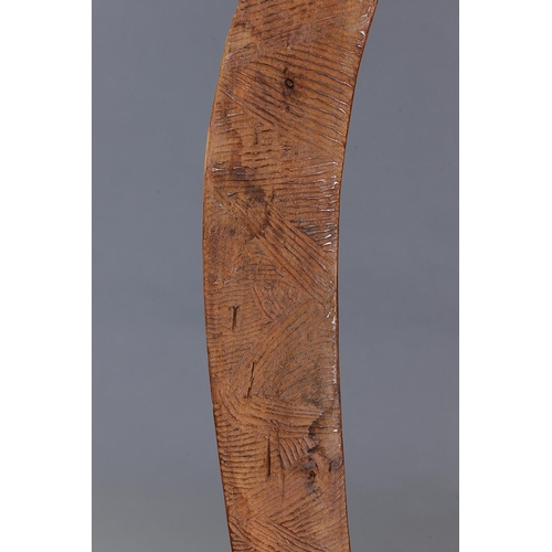 1215 - FINE INCISED CEREMONIAL BOOMERANG, WESTERN DESERT/CENTRAL AUSTRALIA, Carved and engraved hardwood (w... 