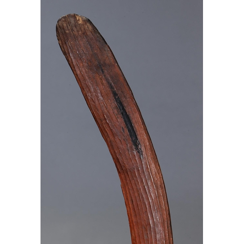 1238 - EARLY HUNTING BOOMERANG, CENTRAL AUSTRALIA, NORTHERN TERRITORY, Carved hardwood and natural pigments... 