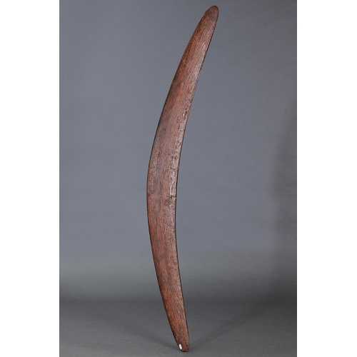 1249 - FINE EARLY LARGE BOOMERANG CLUB, MACDONNELL RANGES, NORTHERN TERRITORY, Carved and engraved hardwood... 