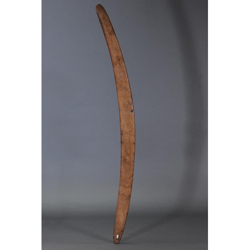 1251 - FINE EARLY LARGE BOOMERANG CLUB, SOUTH LAKE EYRE, SOUTH AUSTRALIA, Carved and engraved hardwood (wit... 