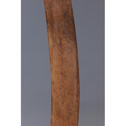 1252 - FINE EARLY LARGE BOOMERANG CLUB, SOUTH LAKE EYRE, SOUTH AUSTRALIA, Carved and engraved hardwood (wit... 