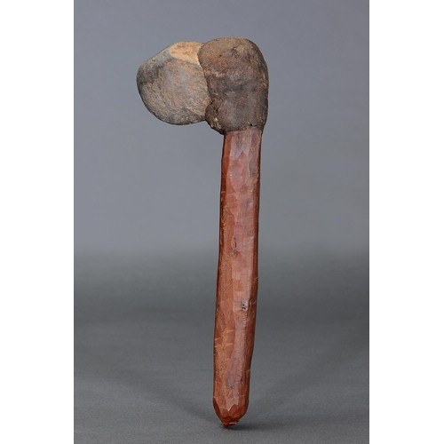 1270 - STONE HAFTED AXE, TENNANT CREEK, DESERT NORTH, NORTHERN TERRITORY, Carved hardwood, stone and spinif... 